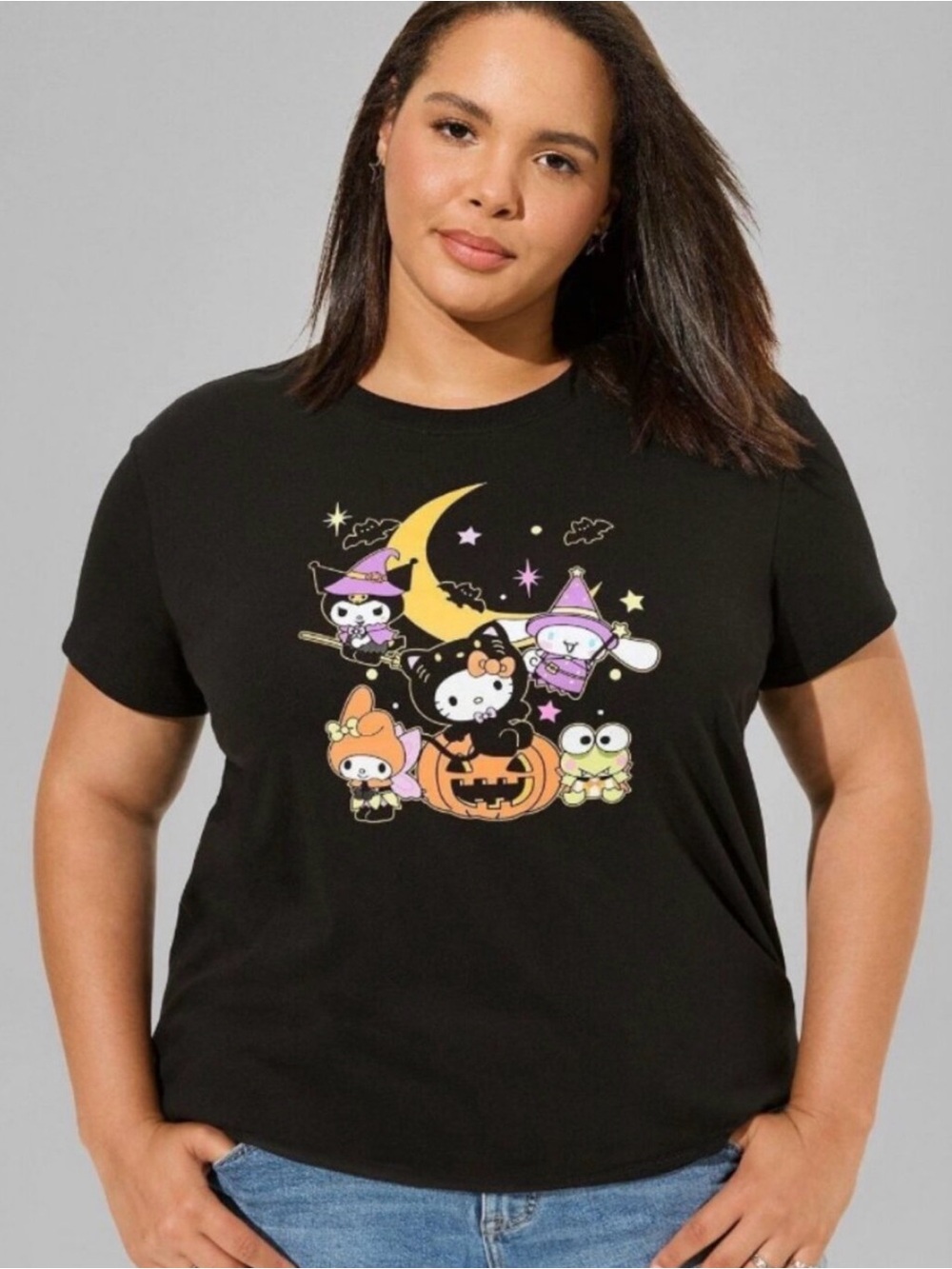 Hello kitty Halloween and friends Torrid Size 2 Graphic Tee - Fit Info